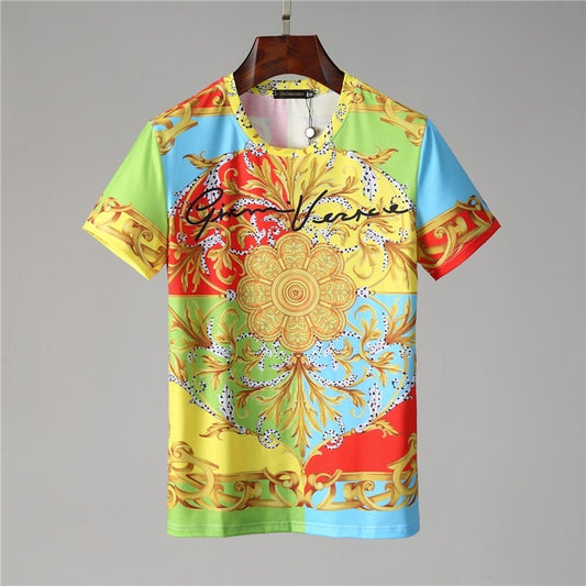 Uncaria Print T-Shirt with Plants and Flowers Design